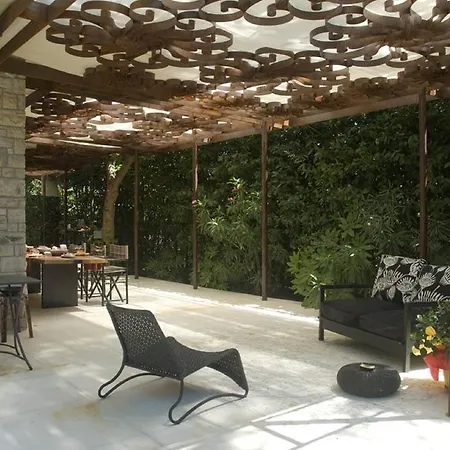 לינה וארוחת בוקר La Casa Del 2*