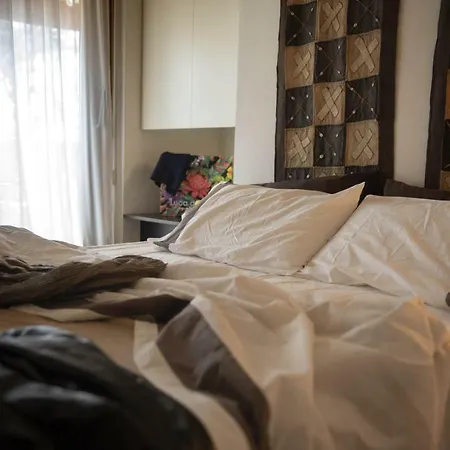 La Casa Del 2* פורטה דיי מארמי
