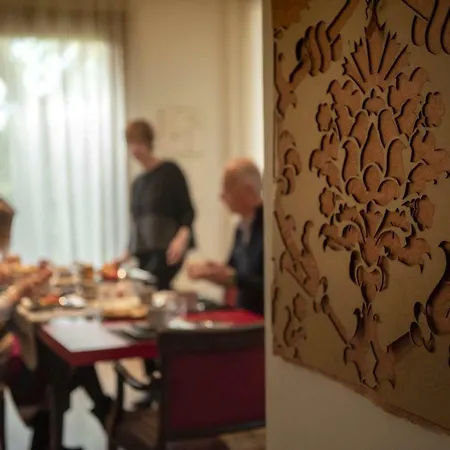La Casa Del 2* פורטה דיי מארמי